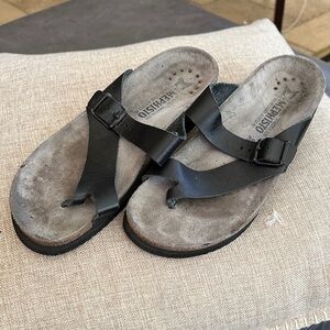 Mephisto Black Cross-Strap Sandals